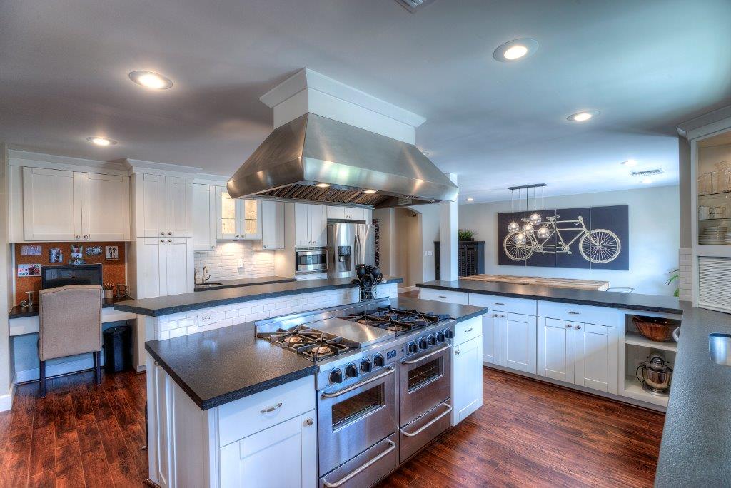 Upgraded stainless steel appliances package