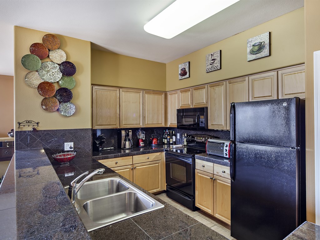 Remodel your Scottsdale golf condo to update the space and add value