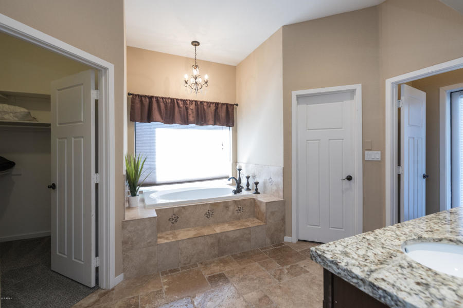 5 Easy Ways to Upgrade Your Bathroom Before You Sell Your Home - 11280 North 106th Street - Light Fixtures