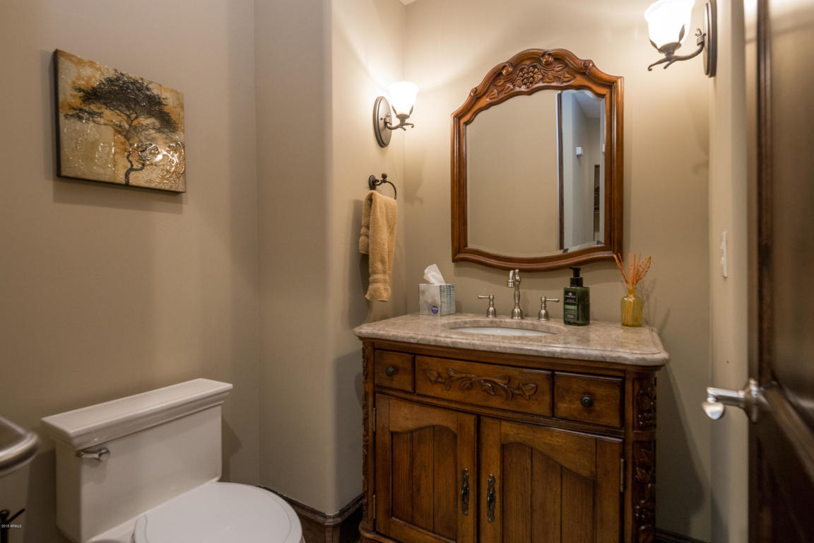 5 Instant Bathroom Upgrades to Sell Your Home in Scottsdale - Unique Mirror