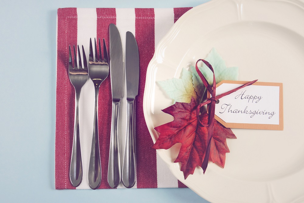 5 Tips for Hosting Thanksgiving in Your New Home in Scottsdale - Set the Table Ahead of Time