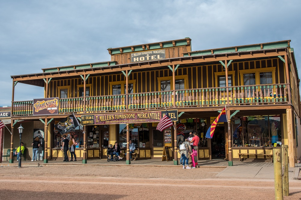 Spending Labor Day Weekend 2022 in Tombstone - AZ Golf Homes