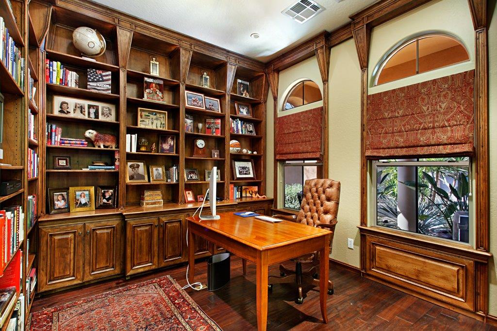 Built-in bookshelves in AZ home