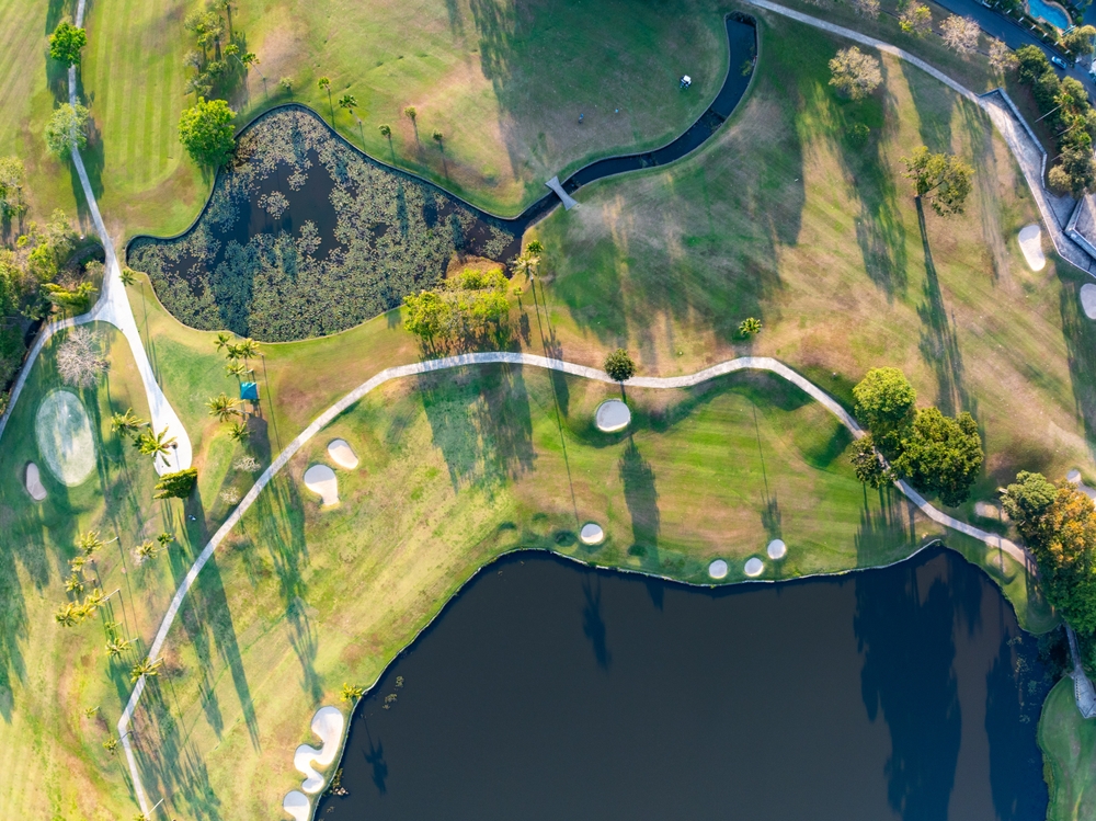 Buyers Are Looking for in Golf Course Homes This Summer