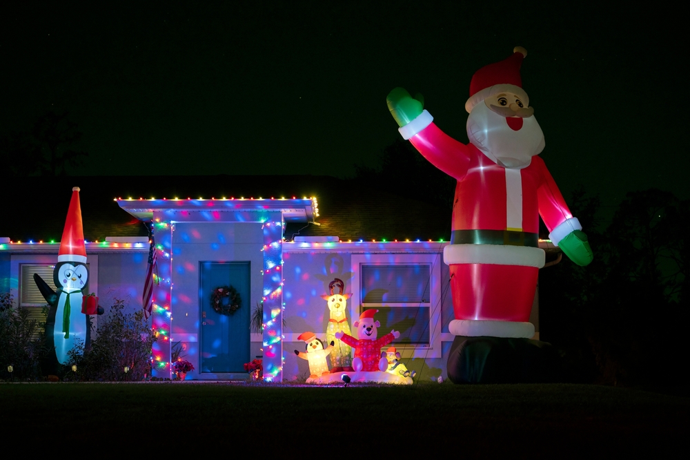 Keep Your Home Staged During the Holidays